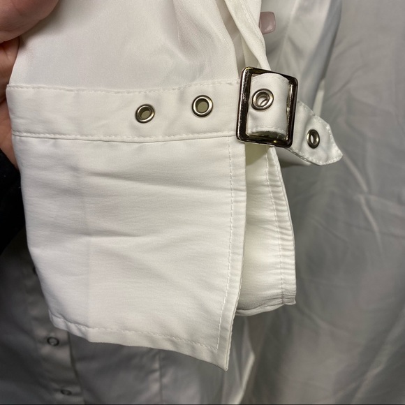 Antilia Femme studded collar buckled cuffs button down fitted blouse - Picture 3 of 8